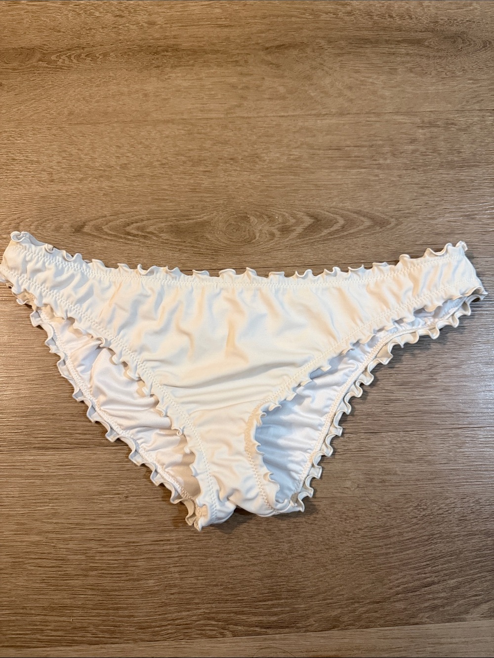 Shade & Shore Cream Ruffle Bikini Bottoms